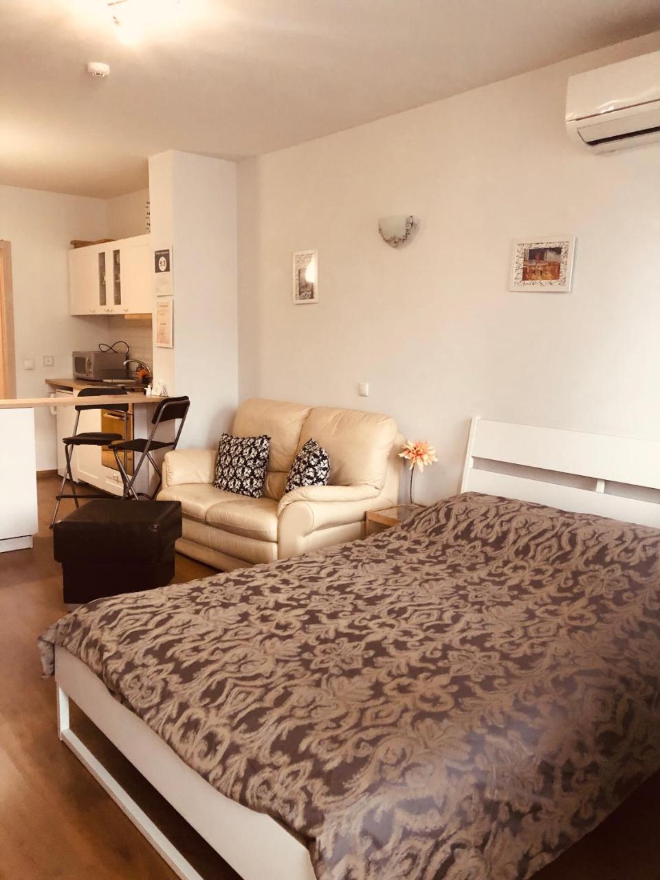 Molly'S Apartment София Экстерьер фото